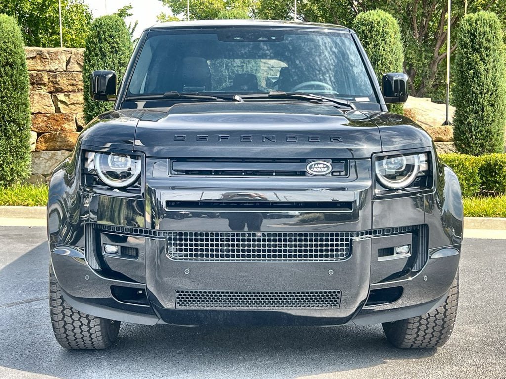 New 2026 Land Rover Defender 110 X-Dynamic SE AWD/4WD image 8