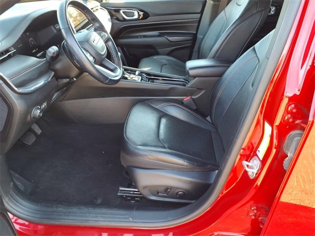 Used 2022 Jeep Compass Limited w/ (RED) Package image 12