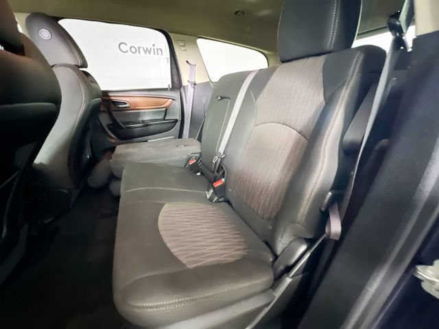 Used 2015 Chevrolet Traverse LT w/ Style and Technology Package AWD/4WD image 28