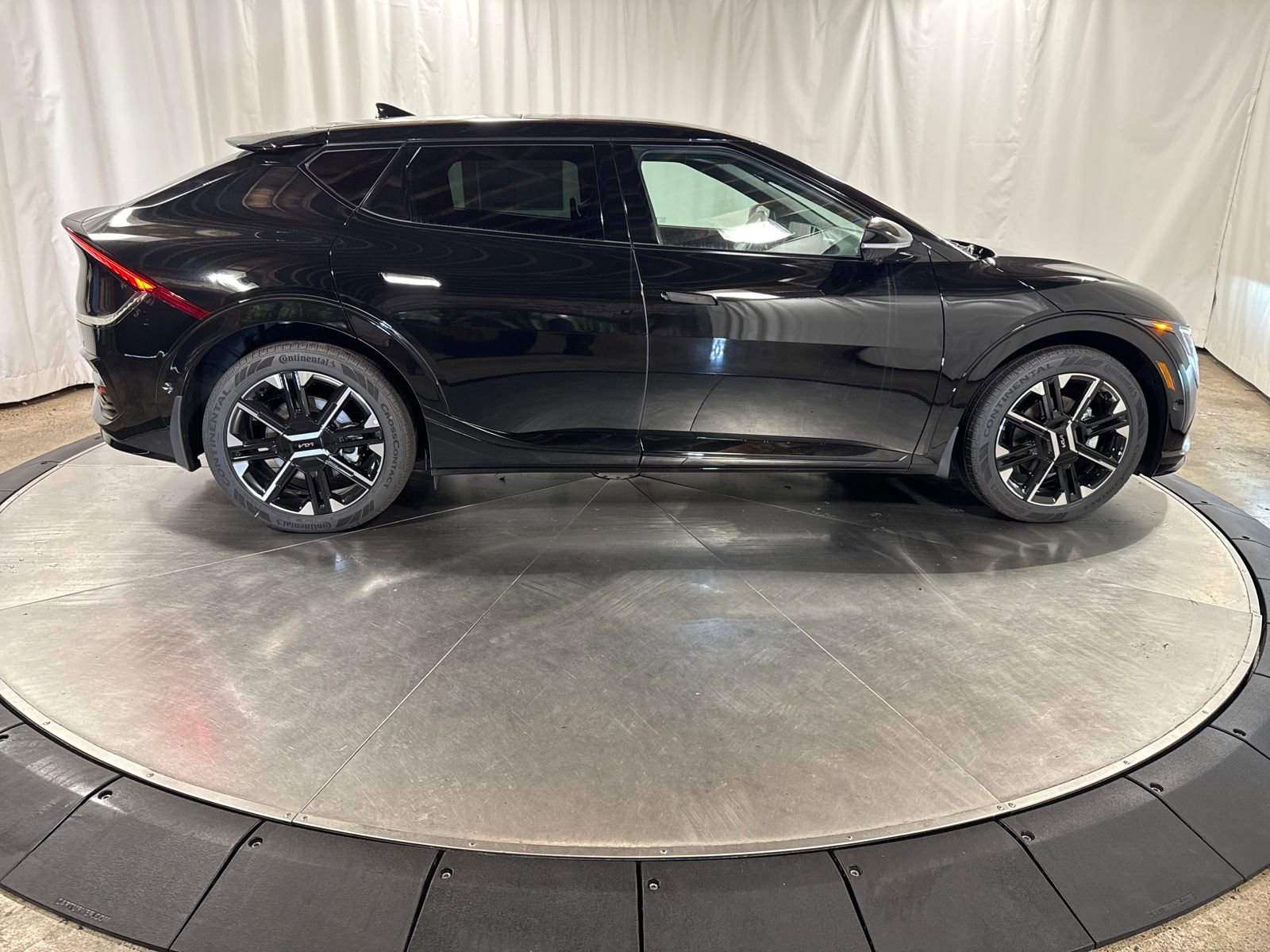 New 2025 Kia EV6 GT-Line image 9