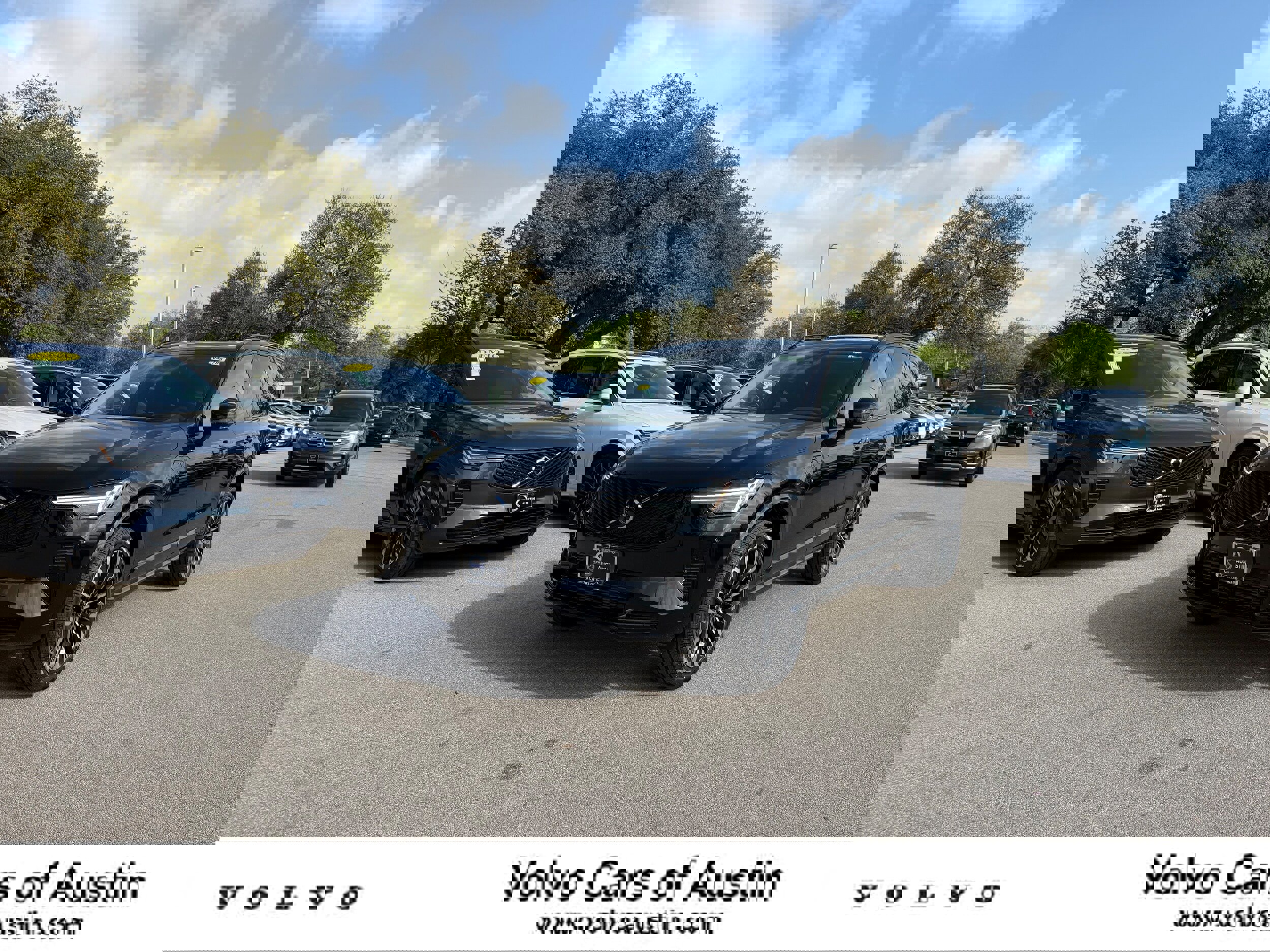 New 2026 Volvo XC90 T8 Ultra w/ Protection Package Premier image 1