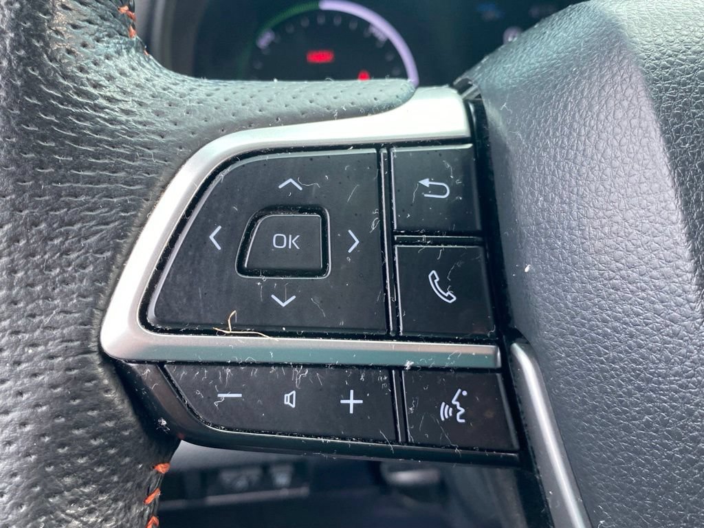 Used 2023 Toyota Sienna XSE FWD image 29