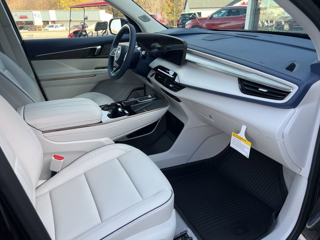 New 2026 Buick Enclave Avenir w/ Super Cruise Package image 8