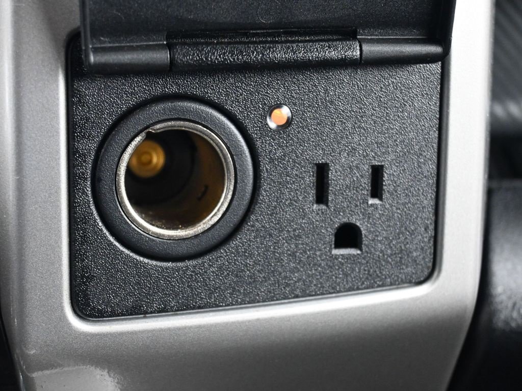 Used 2018 Ford F150 Lariat w/ Equipment Group 502A Luxury image 18