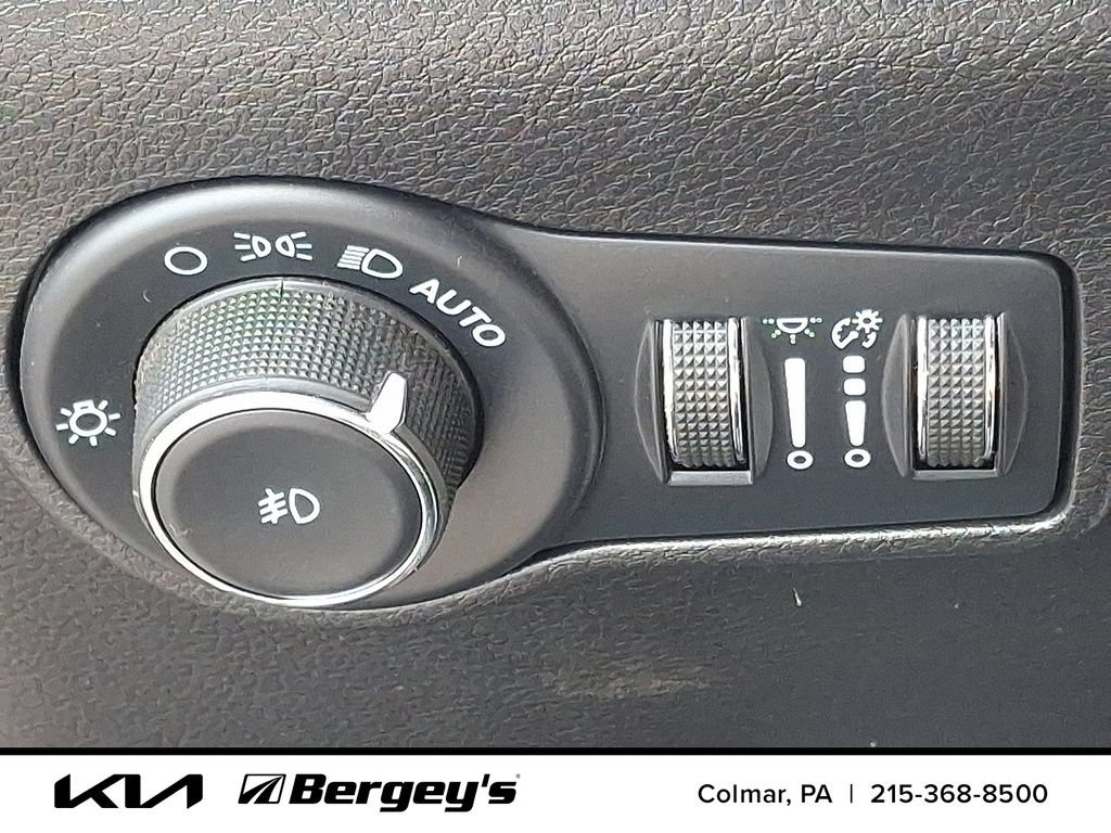 Used 2023 Jeep Compass Limited AWD/4WD image 28