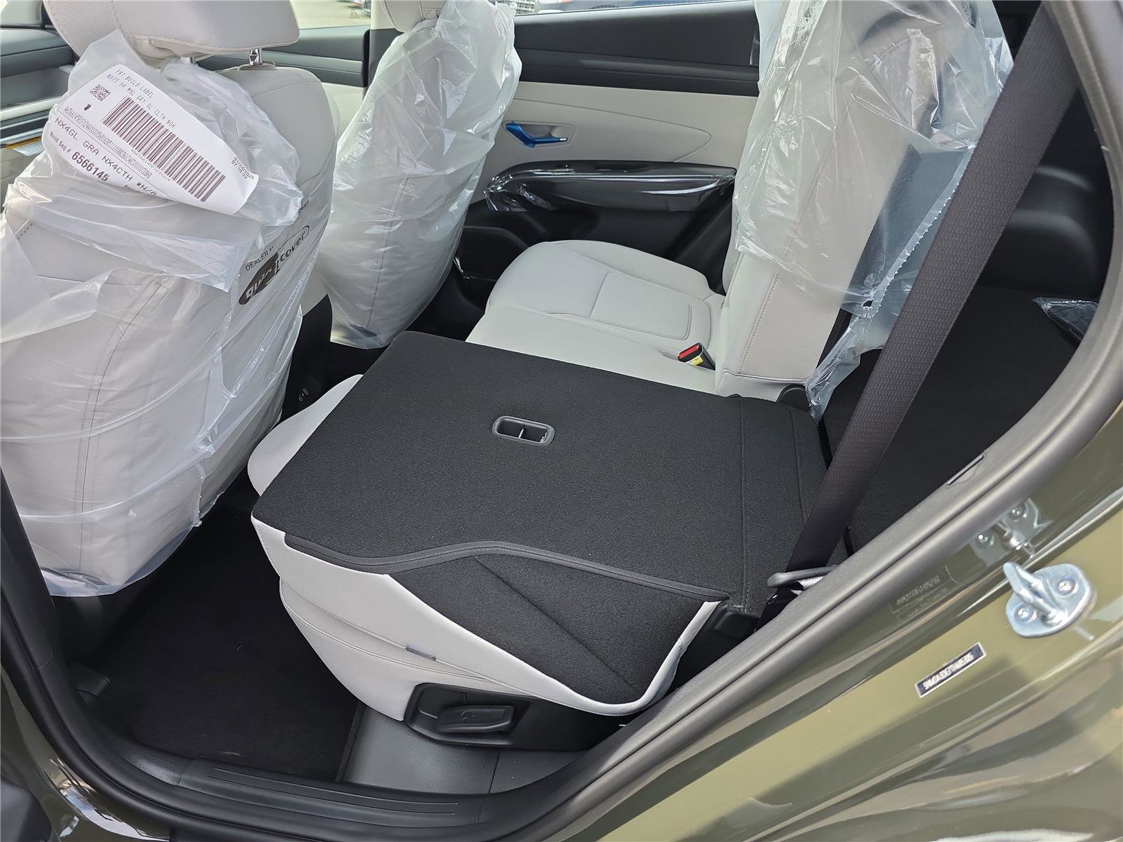 New 2026 Hyundai Tucson SE image 6