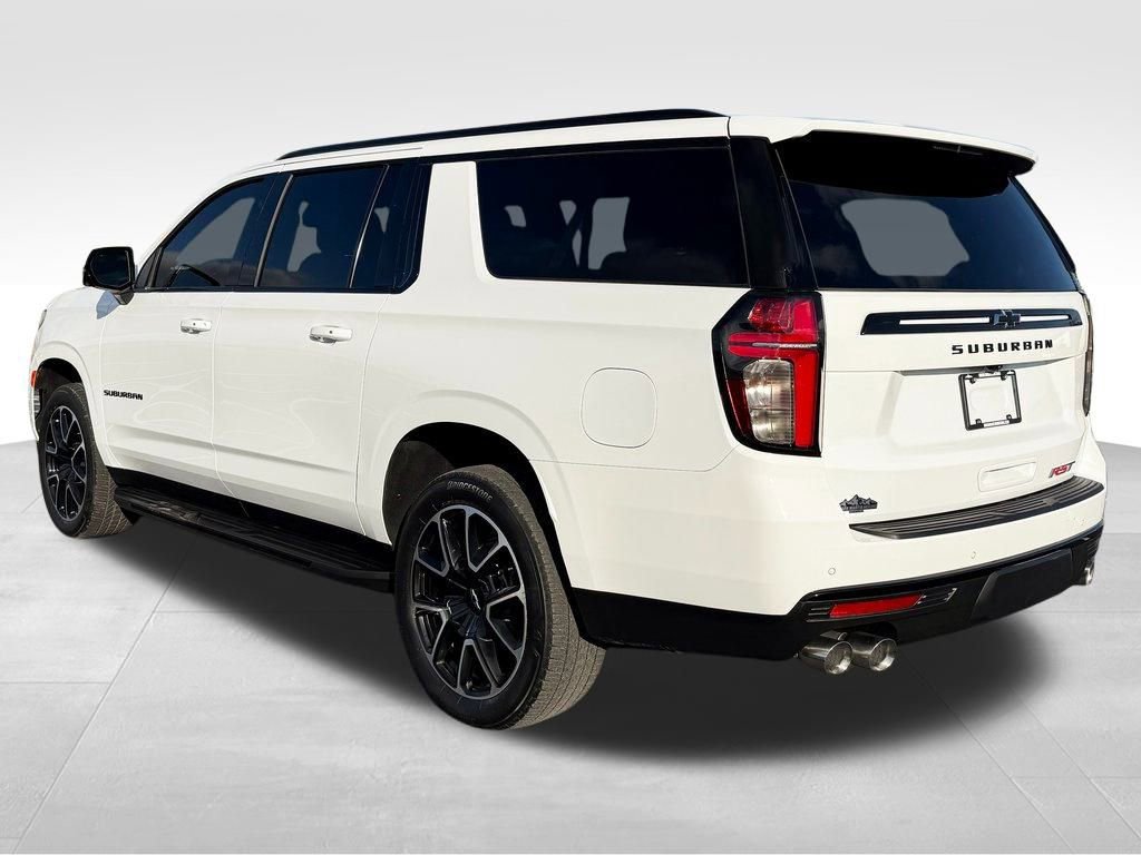 Used 2024 Chevrolet Suburban RST image 11