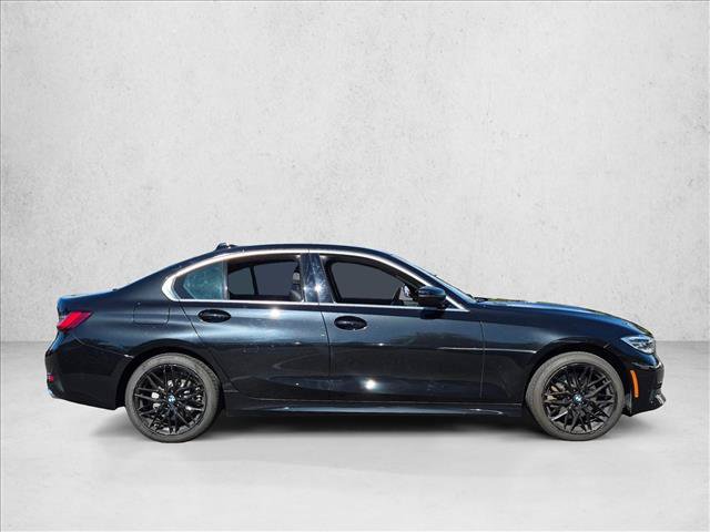 Used 2022 BMW 330i xDrive Sedan w/ Driving Assistance Package AWD/4WD image 4