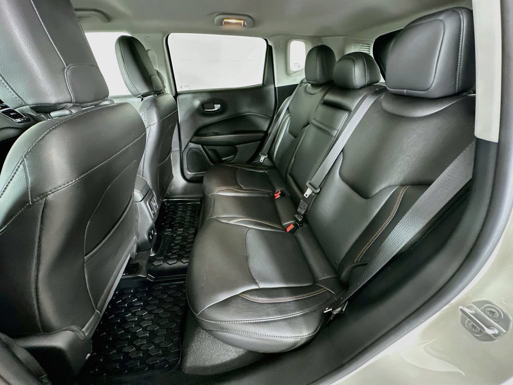 Certified 2018 Jeep Compass Limited AWD/4WD image 30