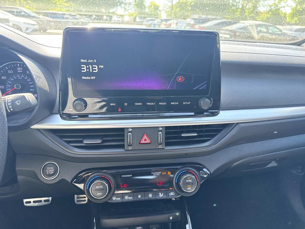 Used 2023 Kia Forte GT-Line w/ GT-Line Premium Package FWD image 22
