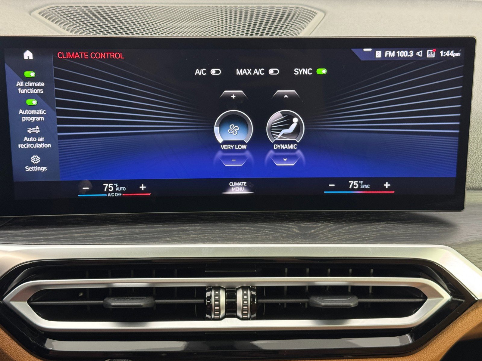 Used 2023 BMW i4 eDrive35 image 25