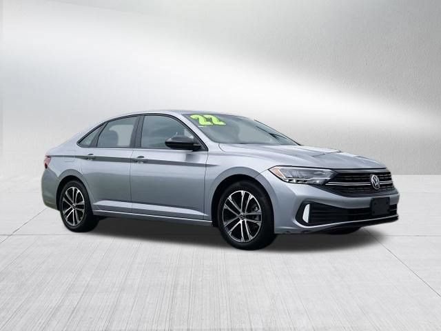 Used 2022 Volkswagen Jetta Sport FWD image 2