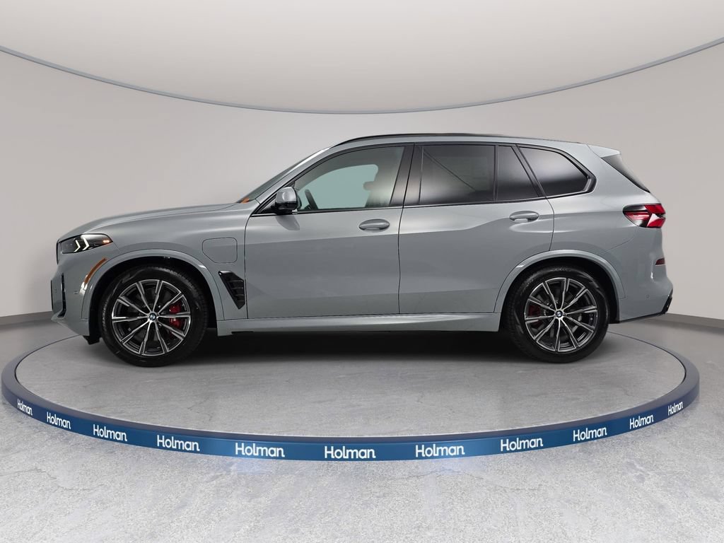 New 2026 BMW X5 xDrive50e w/ Executive Package AWD/4WD image 8