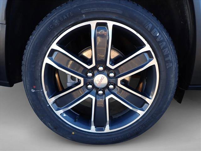 Used 2022 GMC Acadia SLT w/ Preferred Package image 5