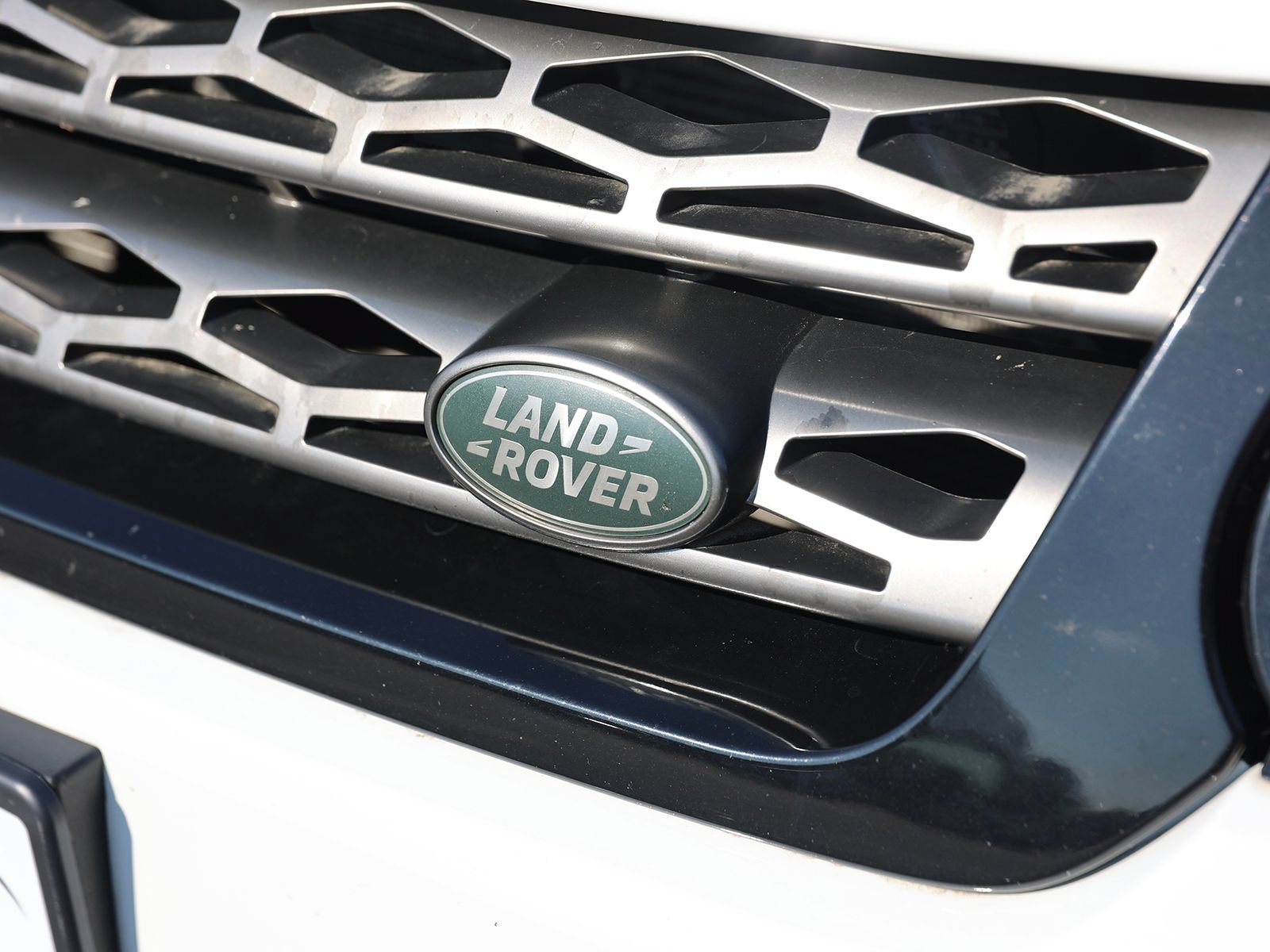 Used 2015 Land Rover Range Rover Sport HSE AWD/4WD image 9