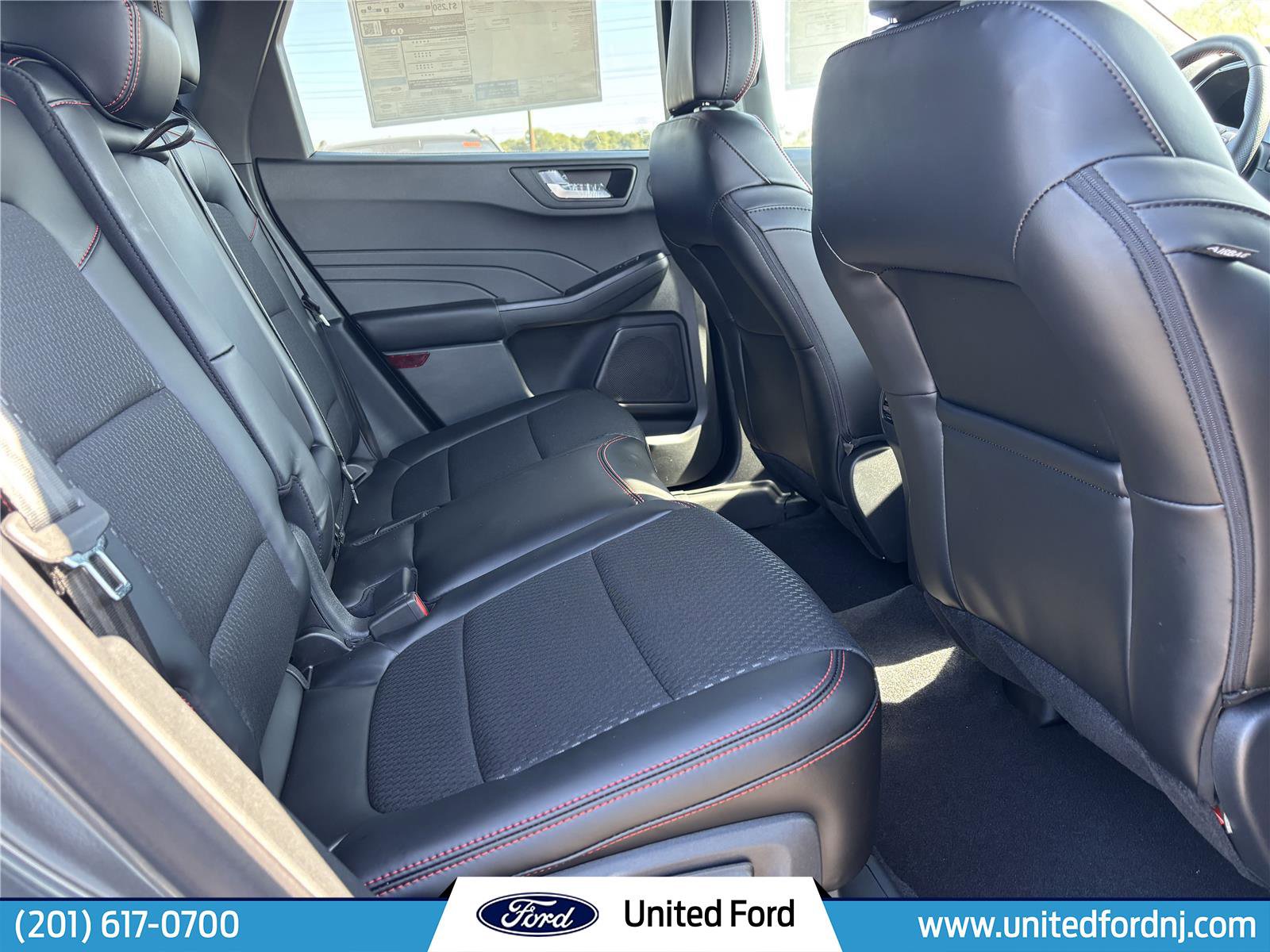 New 2026 Ford Escape ST-Line Select w/ Tech Pack #2 AWD/4WD image 25