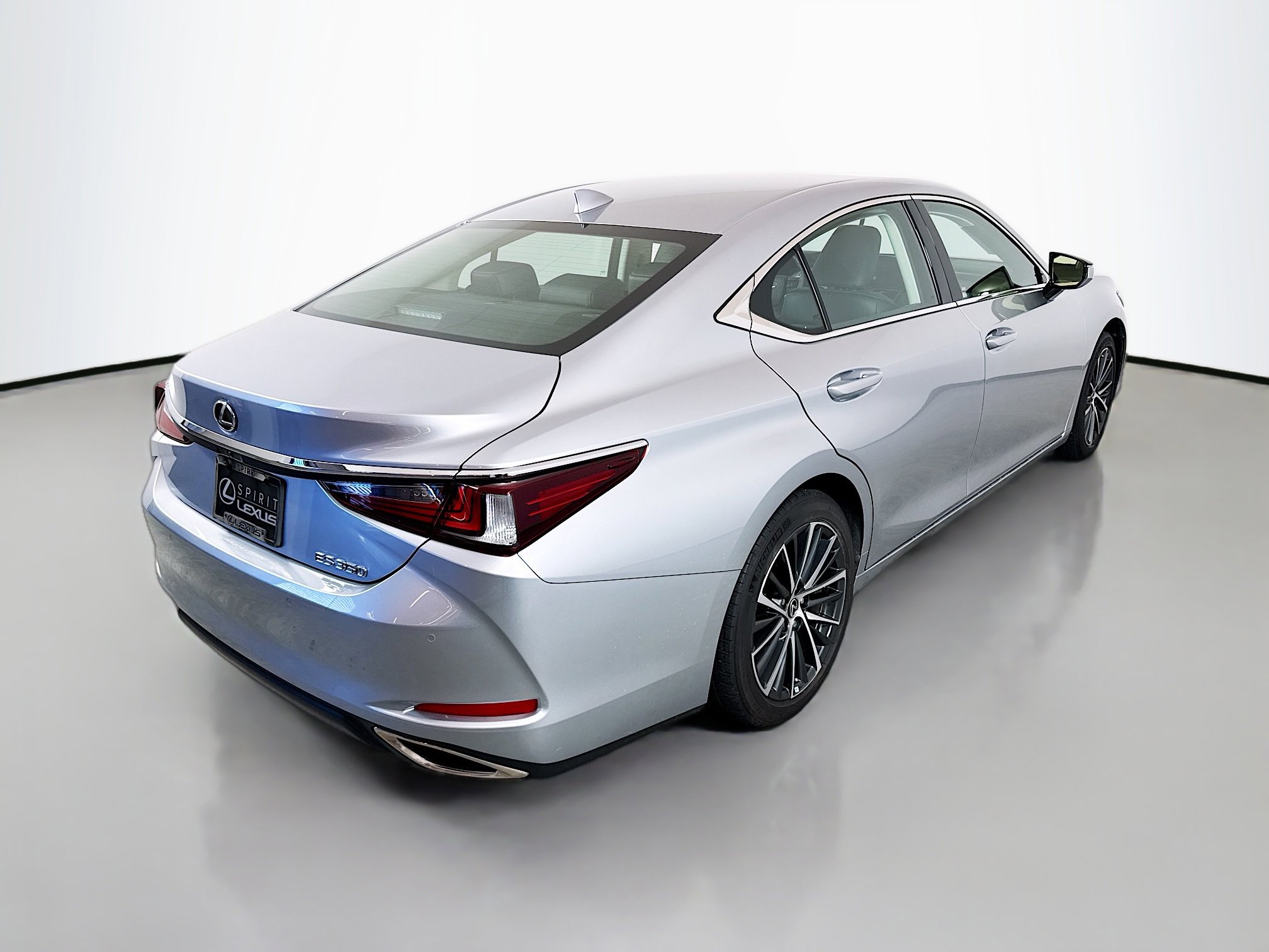 Used 2023 Lexus ES 350 w/ Premium Package image 7