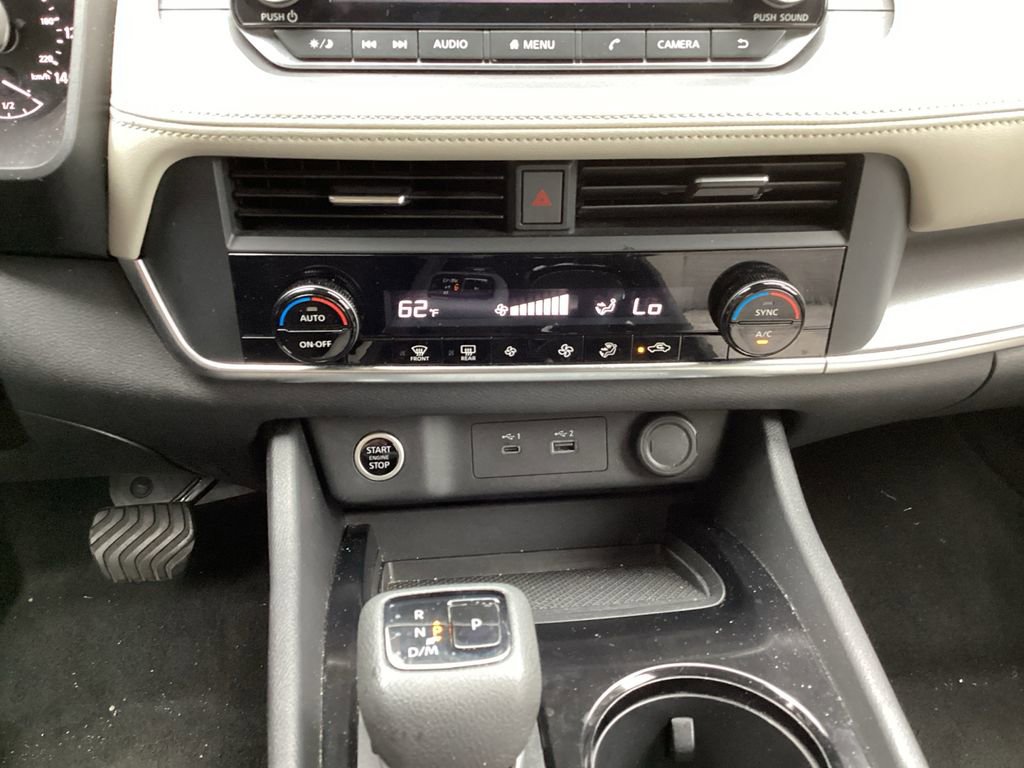 Used 2023 Nissan Rogue SV FWD image 22