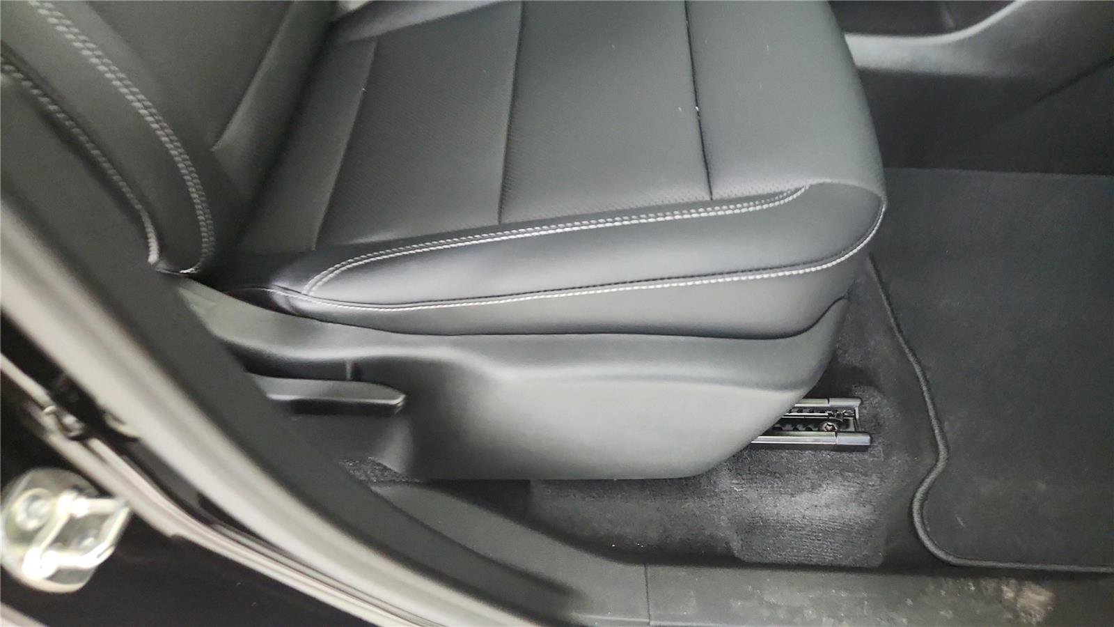 New 2026 Chevrolet Traverse LT image 21