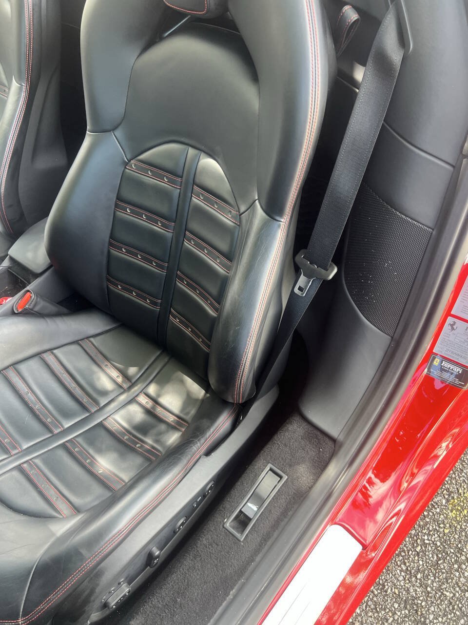 Used 2018 Ferrari 488 Spider RWD image 15