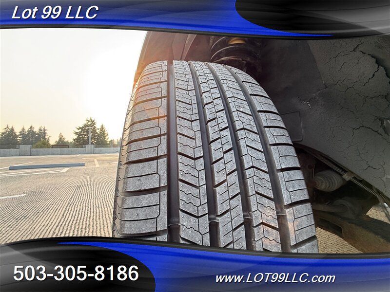 Used 2007 Buick Terraza CXL w/ Driver Confidence Package FWD image 24