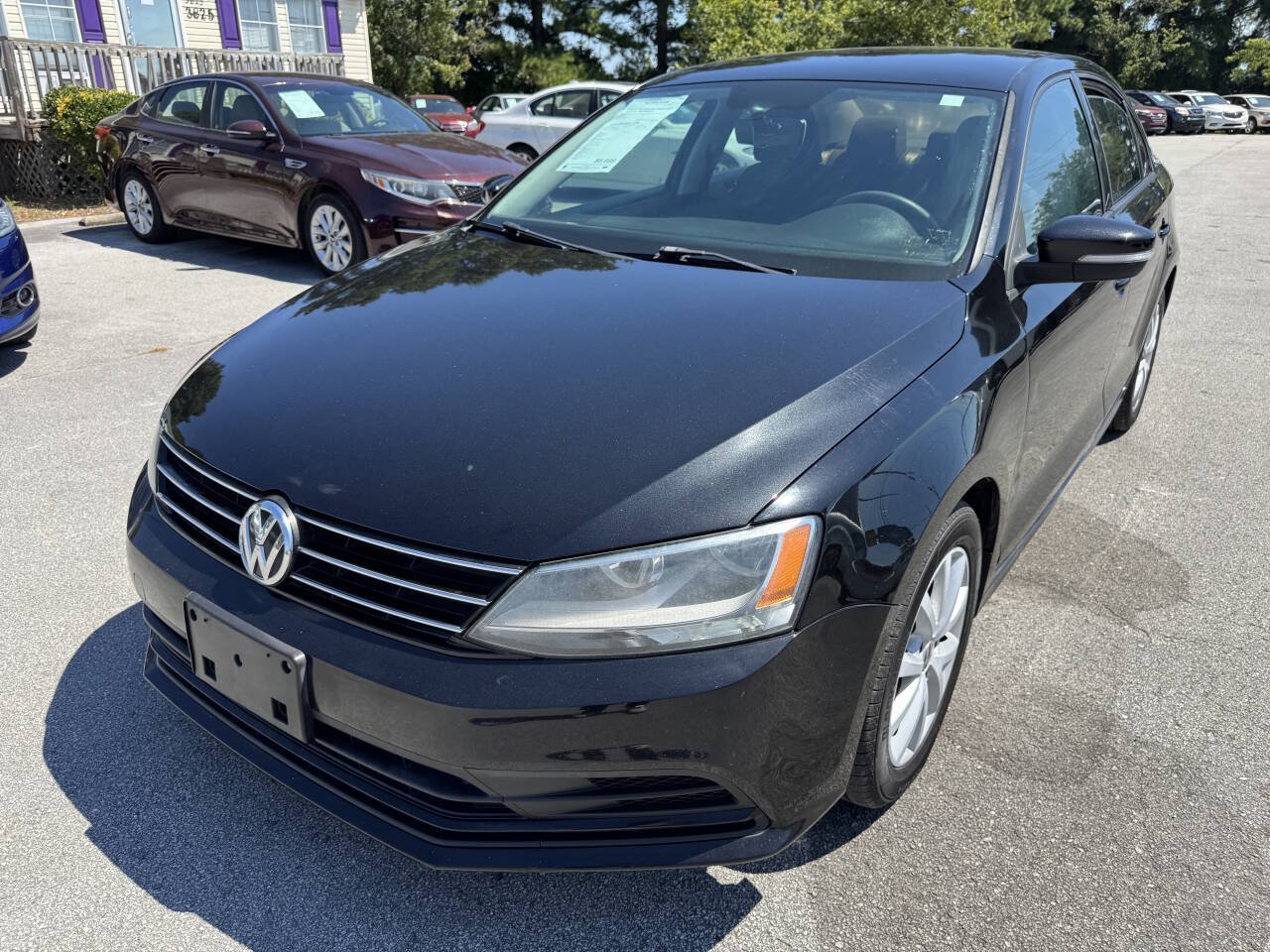 Used 2015 Volkswagen Jetta Sport FWD image 3