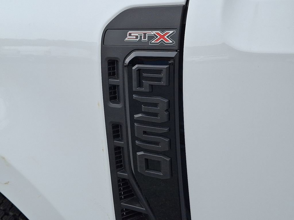 New 2026 Ford F350 XL image 19