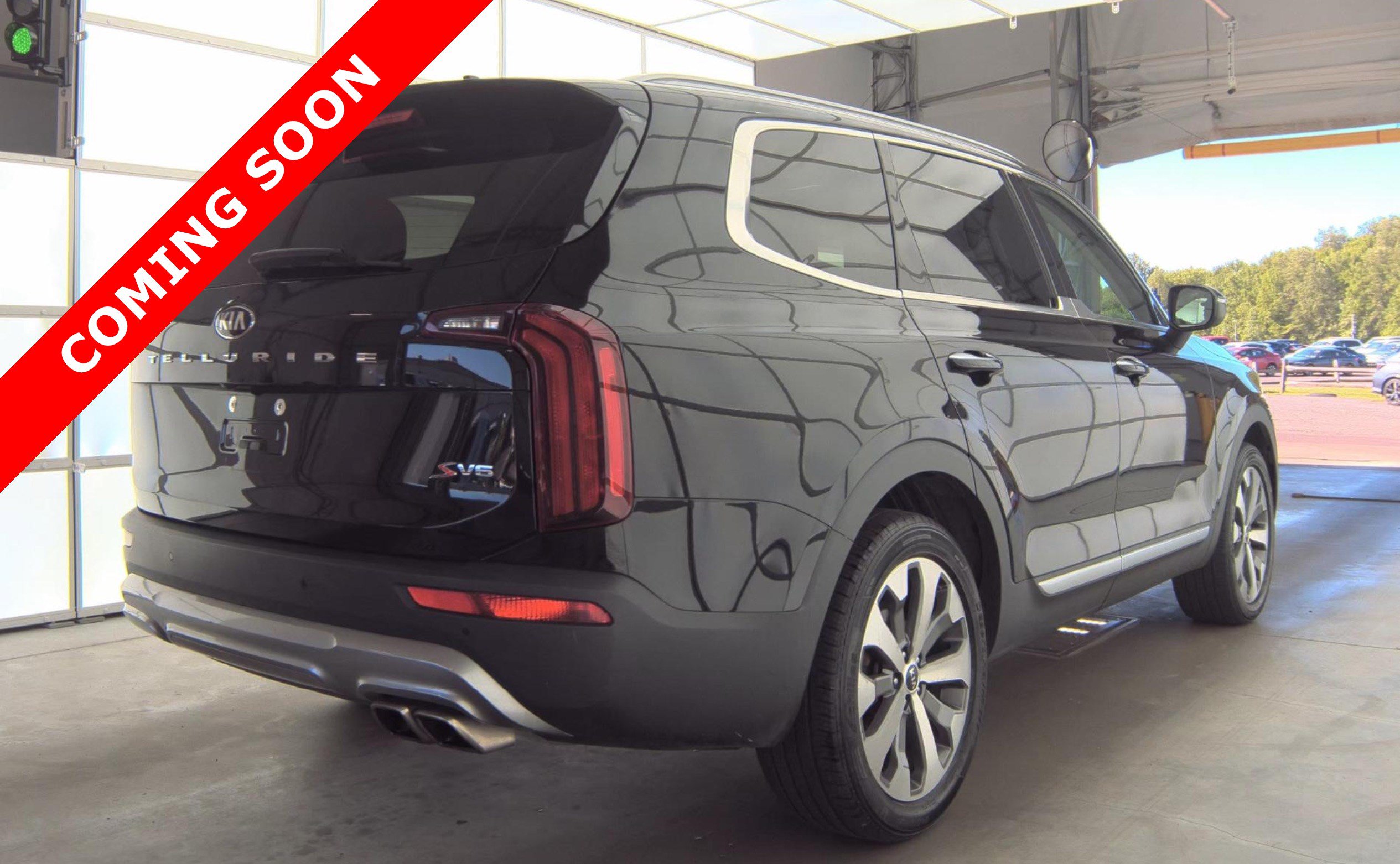 Used 2020 Kia Telluride S FWD image 4