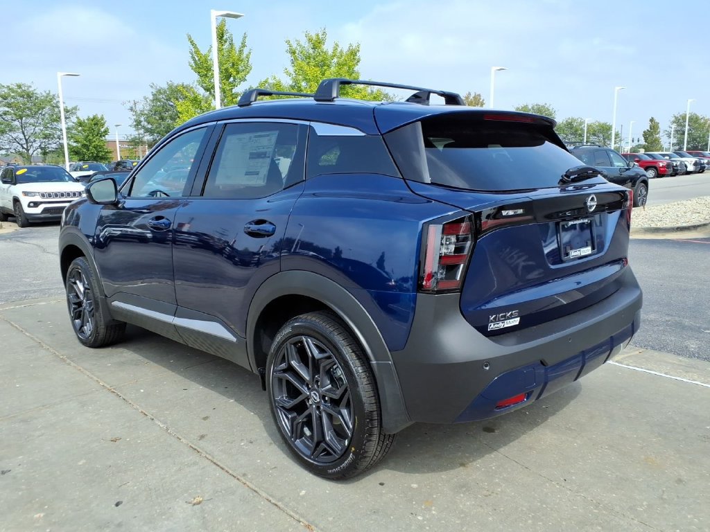 New 2027 Nissan Kicks SR w/ Cold Weather Package FWD image 6