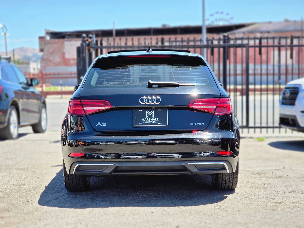 Used 2017 Audi A3 e-tron Premium Plus w/ Technology Package FWD image 5