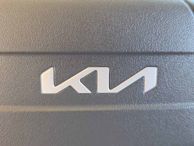 New 2027 Kia EV3 Wind FWD image 16