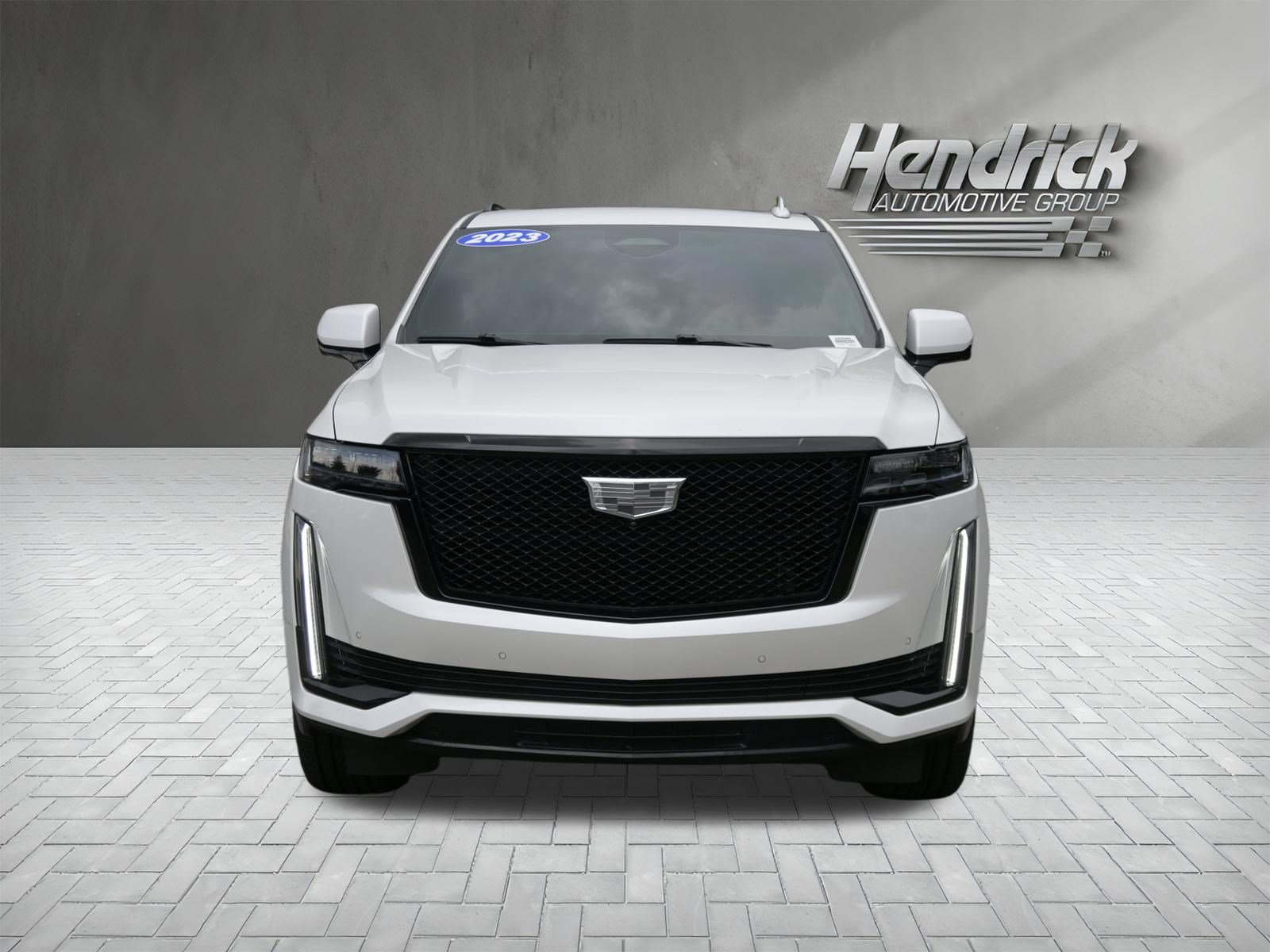 Used 2023 Cadillac Escalade Sport w/ LPO, ONYX Package AWD/4WD image 3
