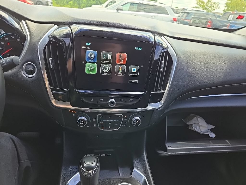 Used 2019 Chevrolet Traverse Premier w/ Driver Confidence II Package FWD image 20