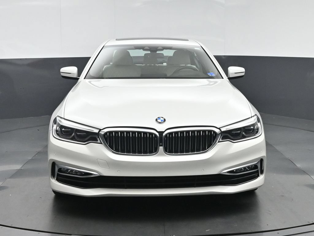 Used 2017 BMW 530i xDrive AWD/4WD image 2