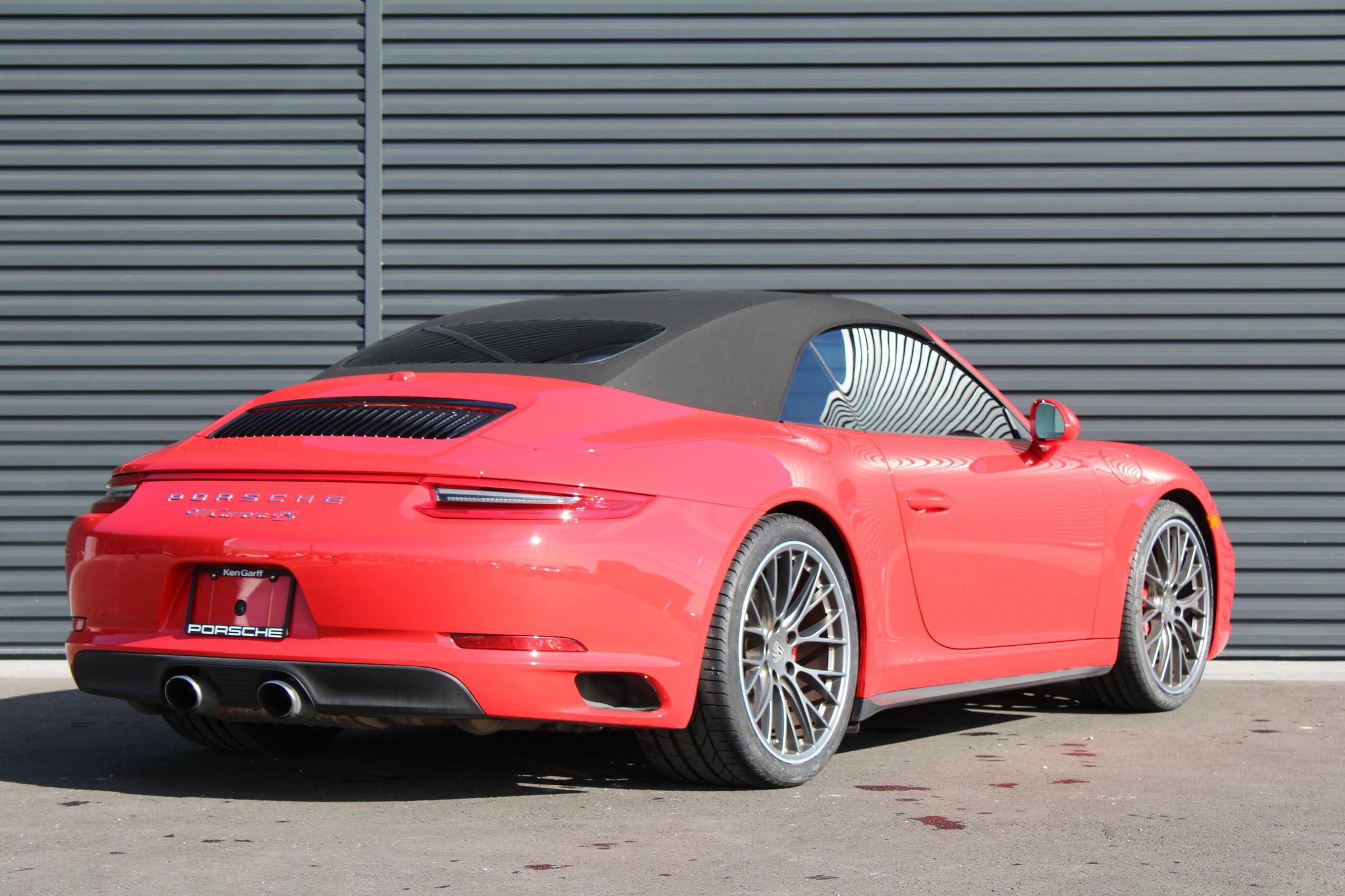Certified 2017 Porsche 911 Carrera 4S image 10