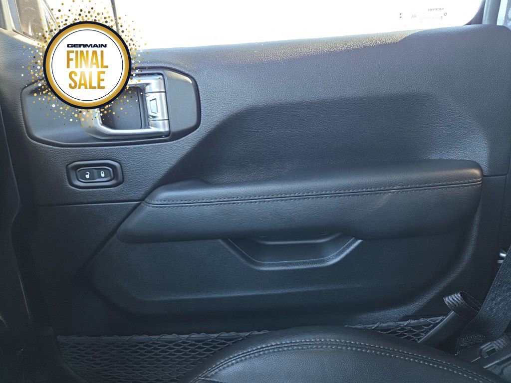 Used 2021 Jeep Wrangler Unlimited Sahara image 37