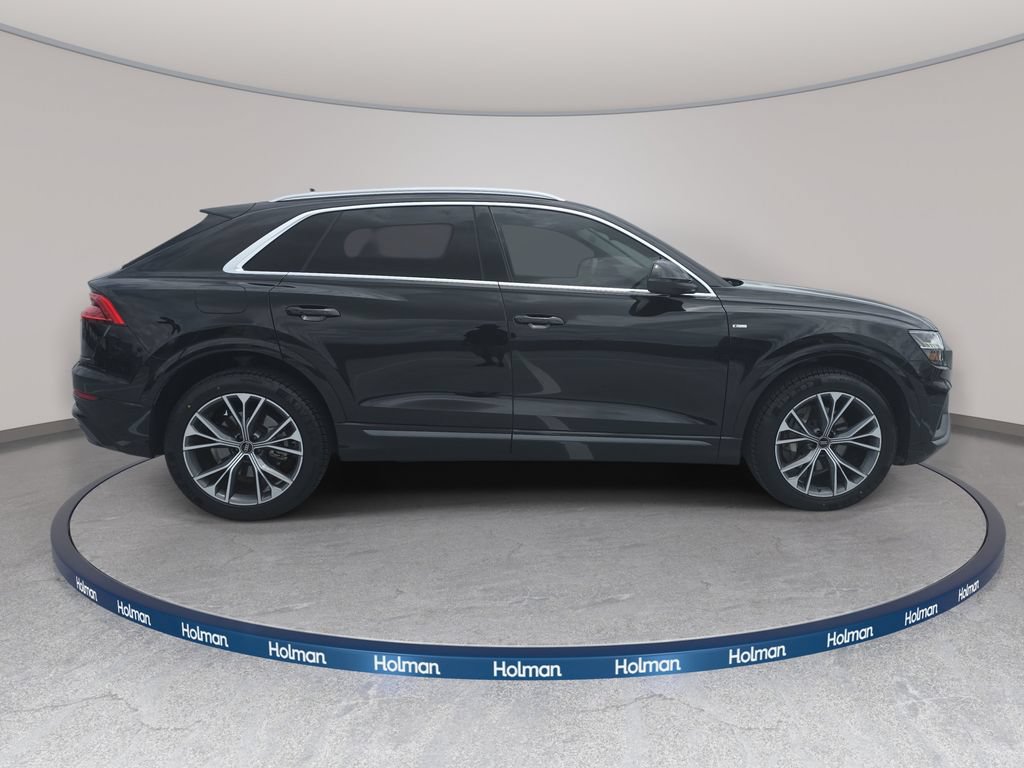 Used 2023 Audi Q8 Premium Plus w/ Premium Plus Package AWD/4WD image 5