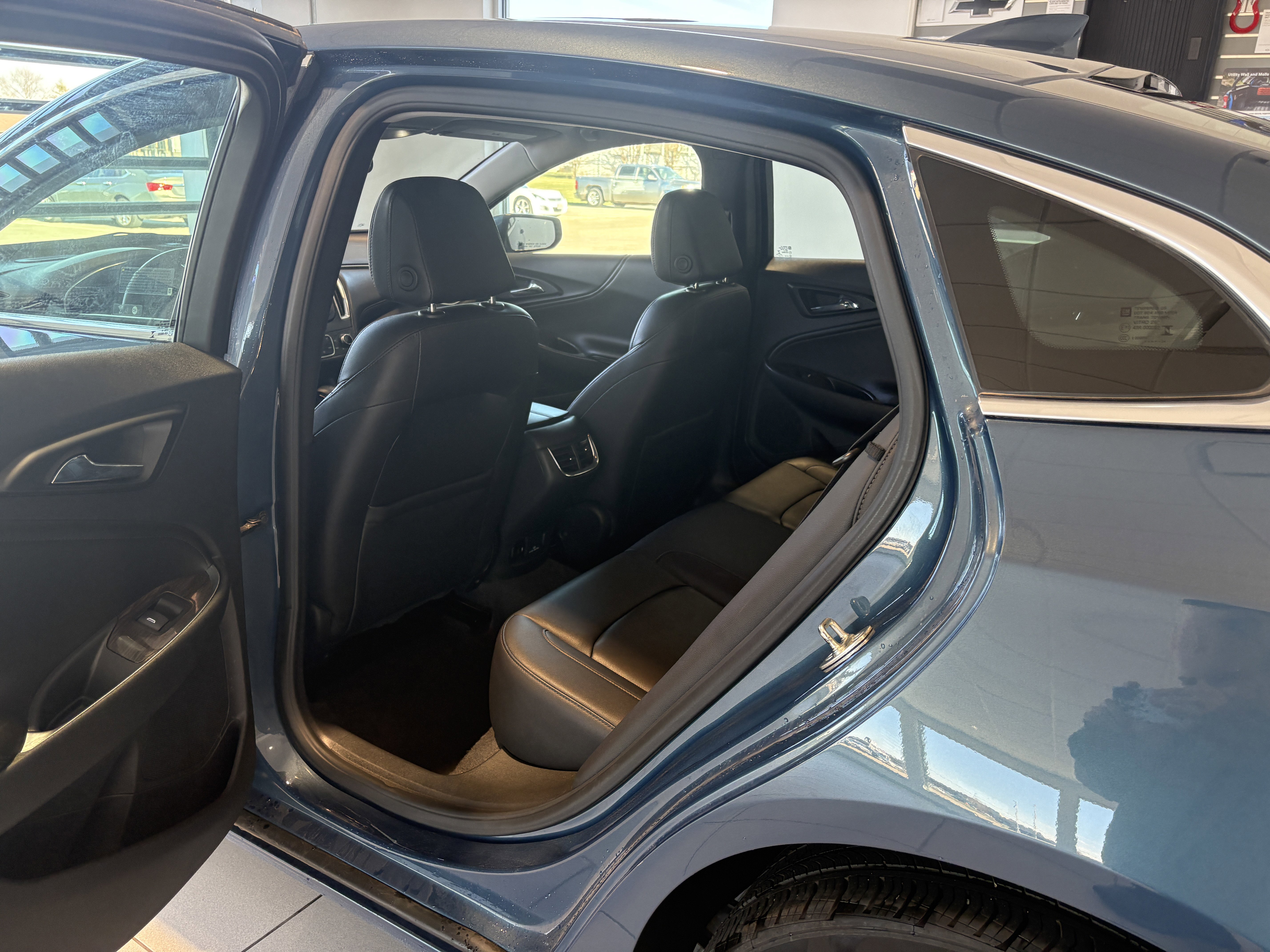 Used 2024 Chevrolet Malibu LT image 20