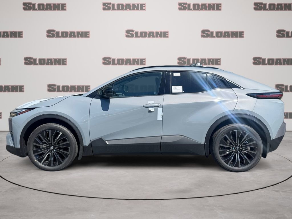 New 2026 Toyota C-HR image 2