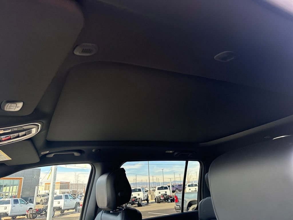 New 2026 Jeep Grand Wagoneer L 4WD w/ Premium Group I image 27