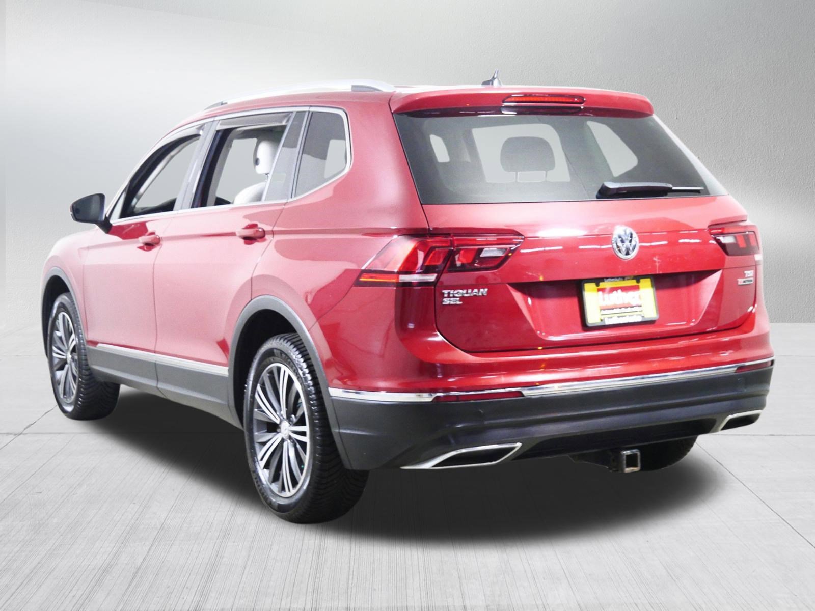 Used 2018 Volkswagen Tiguan SEL image 5
