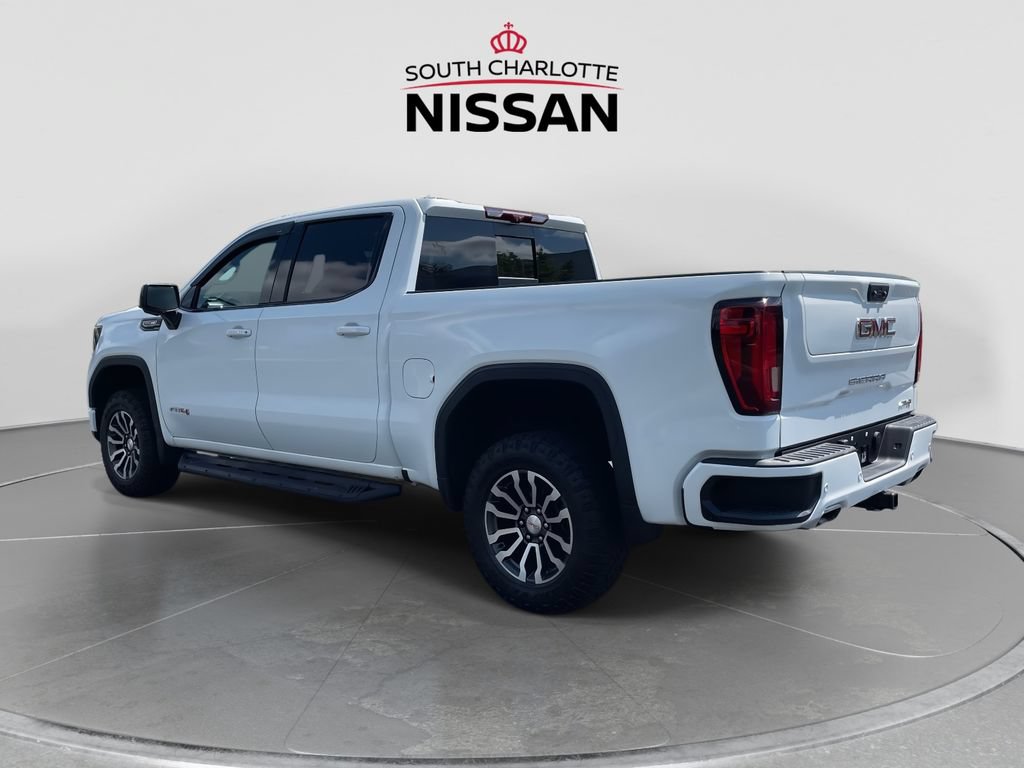 Used 2022 GMC Sierra 1500 AT4 w/ AT4 Premium Package AWD/4WD image 4