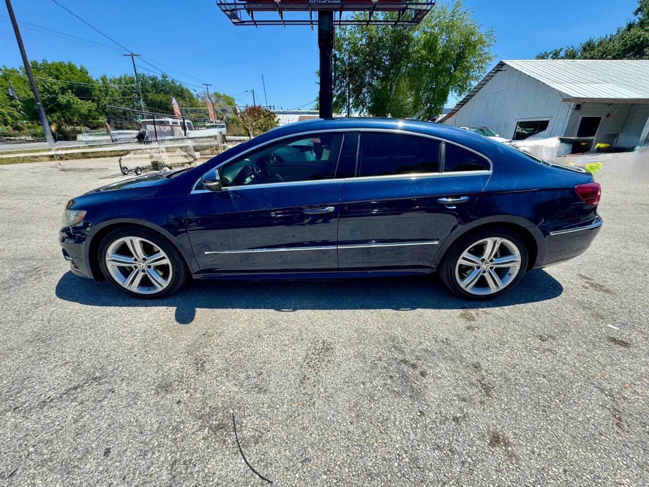 Used 2013 Volkswagen CC R-Line image 6