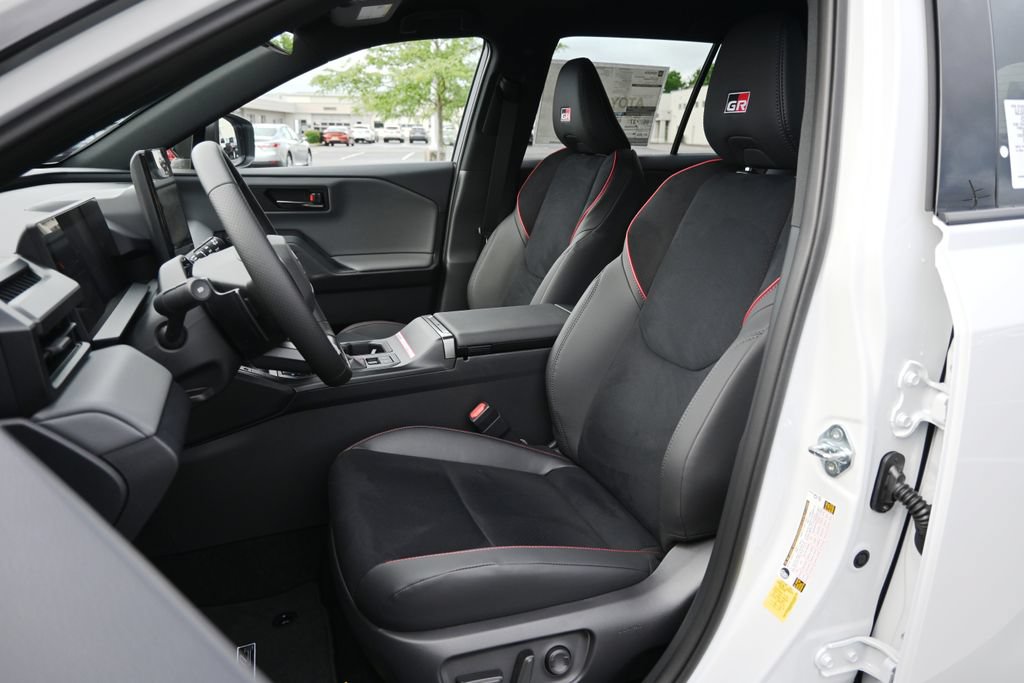 New 2026 Toyota RAV4 AWD Plug-in Hybrid image 11