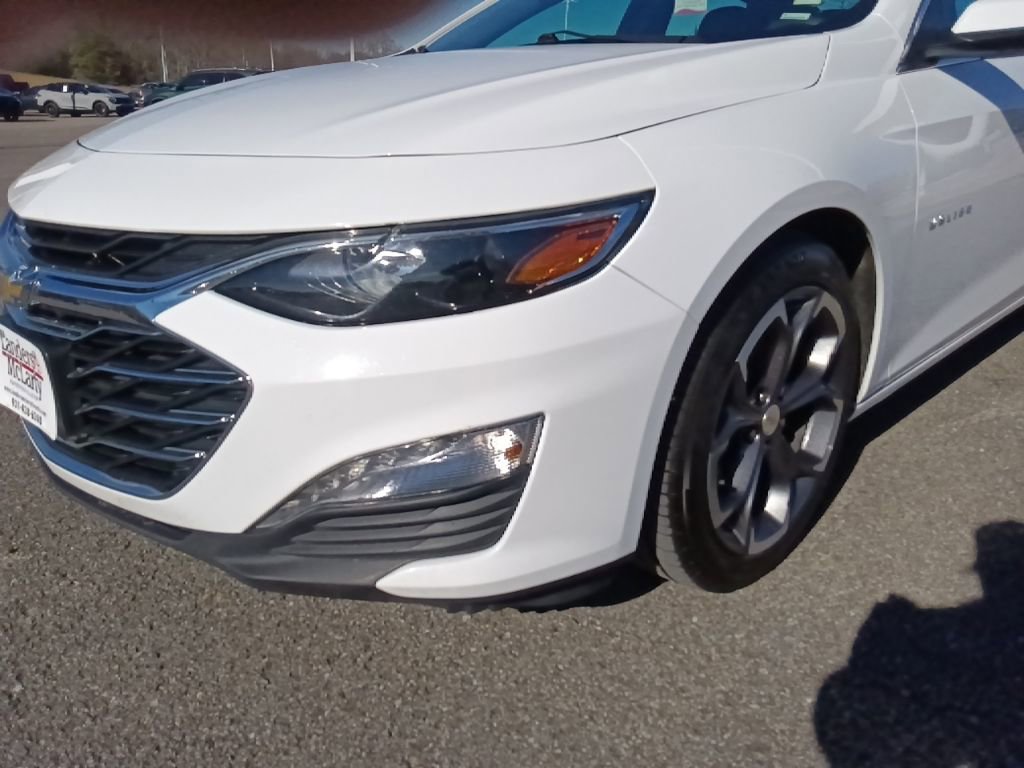 Used 2024 Chevrolet Malibu LT image 9