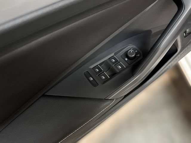 Certified 2025 Volkswagen Jetta S FWD image 16
