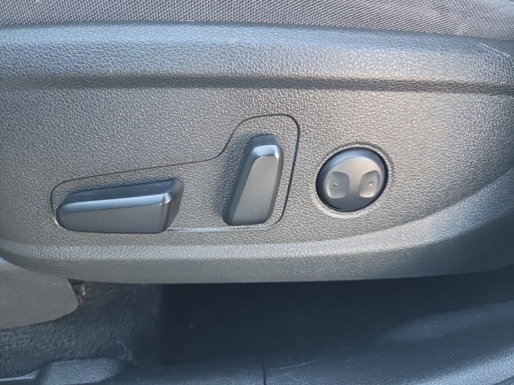 Used 2023 Hyundai Santa Fe SEL image 21