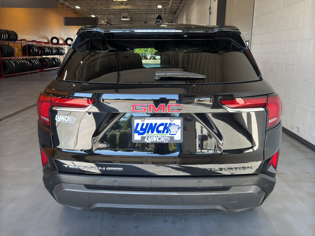 Used 2025 GMC Terrain Elevation AWD/4WD image 4