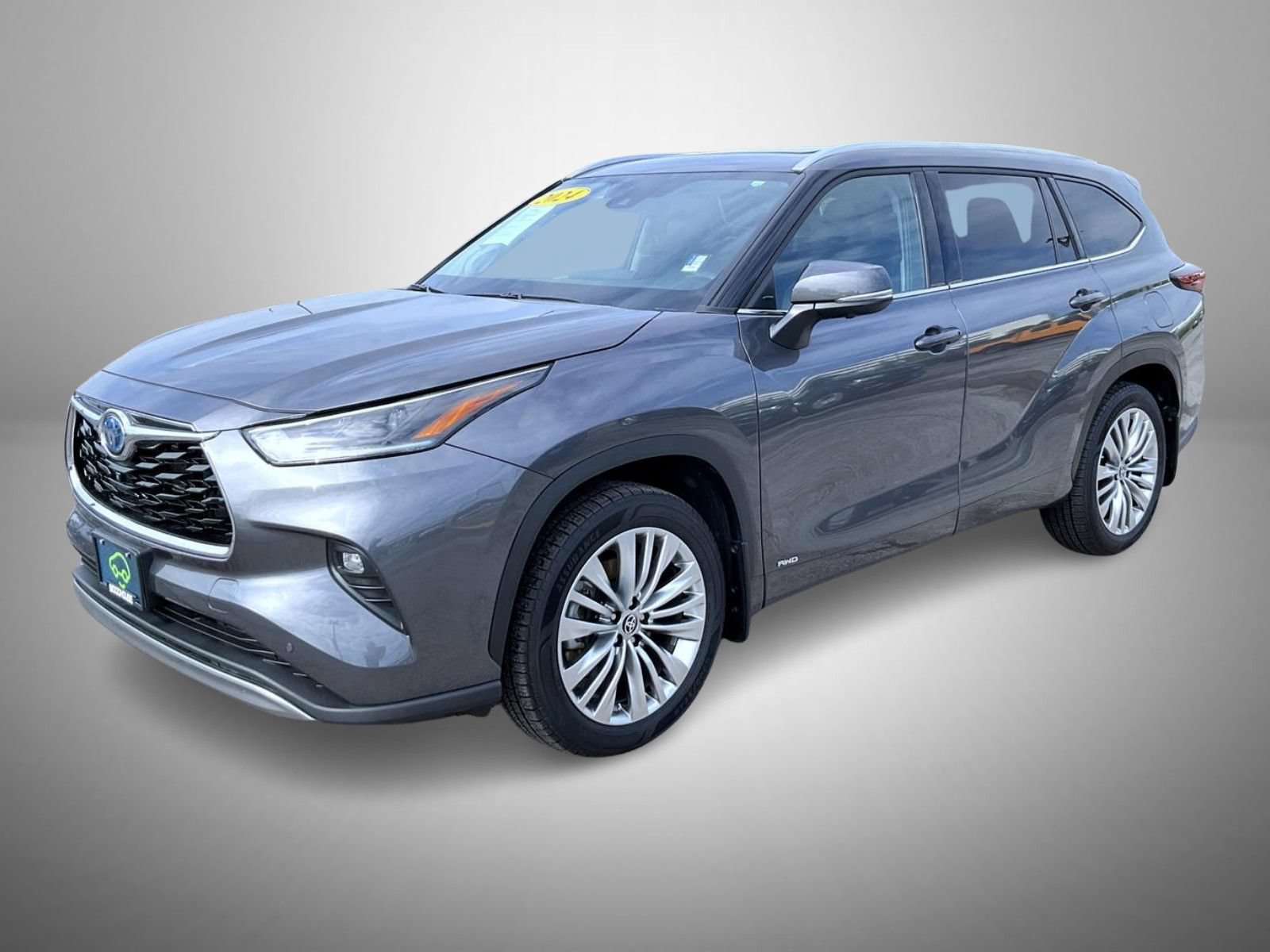Used 2024 Toyota Highlander Platinum