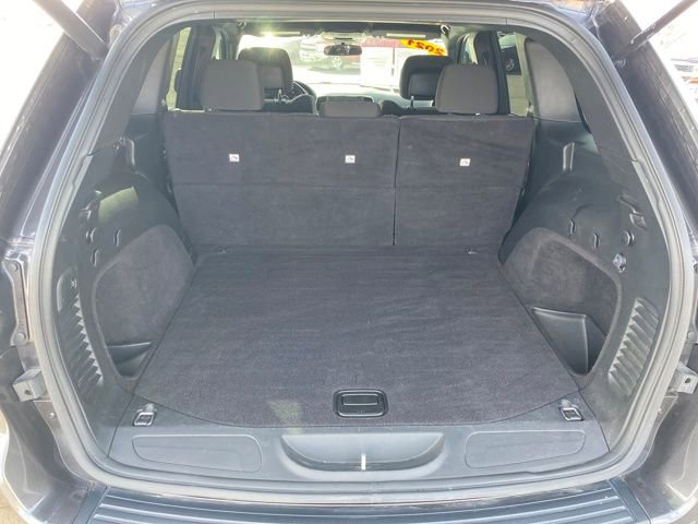 Used 2021 Jeep Grand Cherokee Laredo w/ Security & Convenience Group image 20